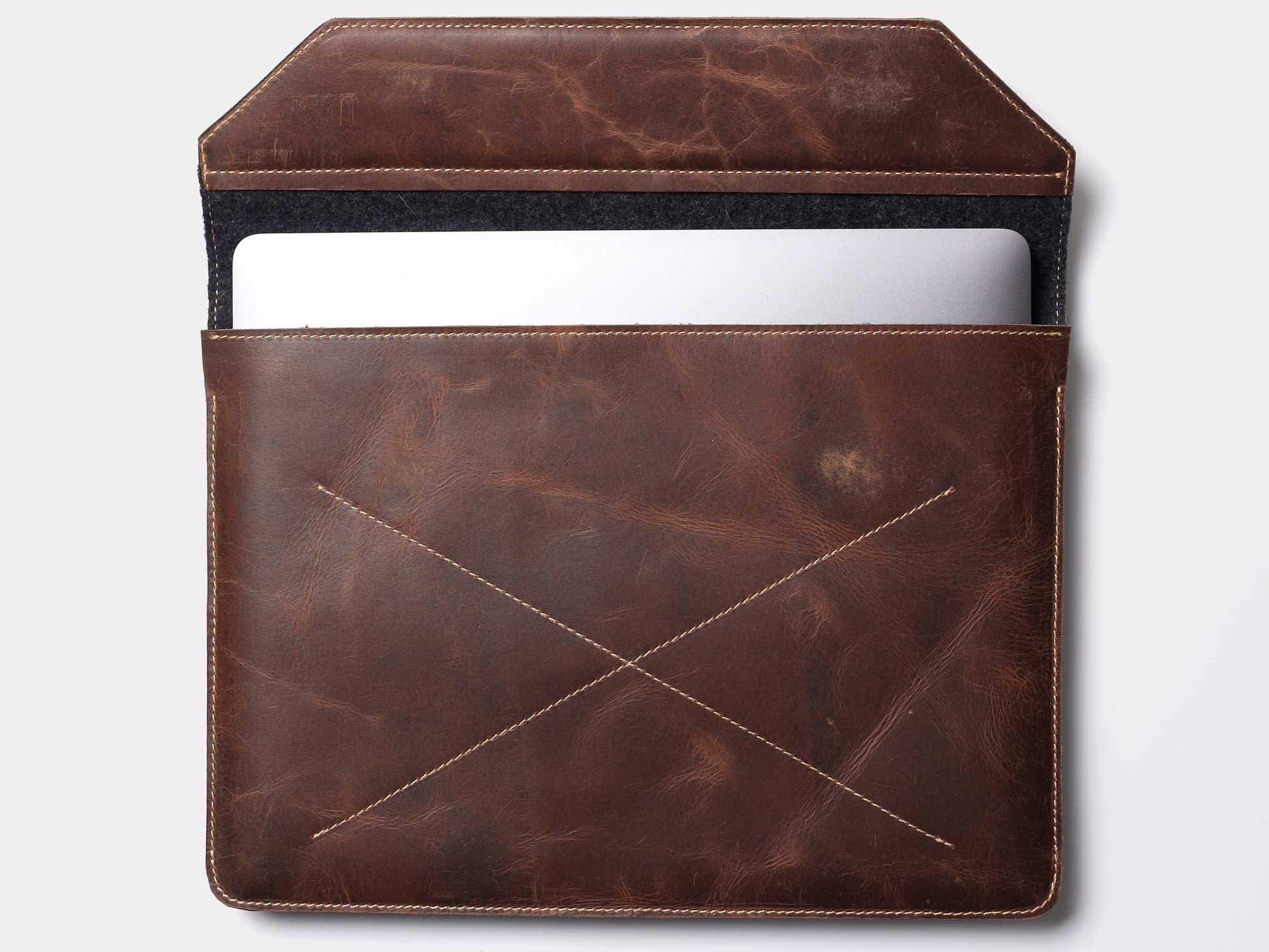 #color_pull up brown